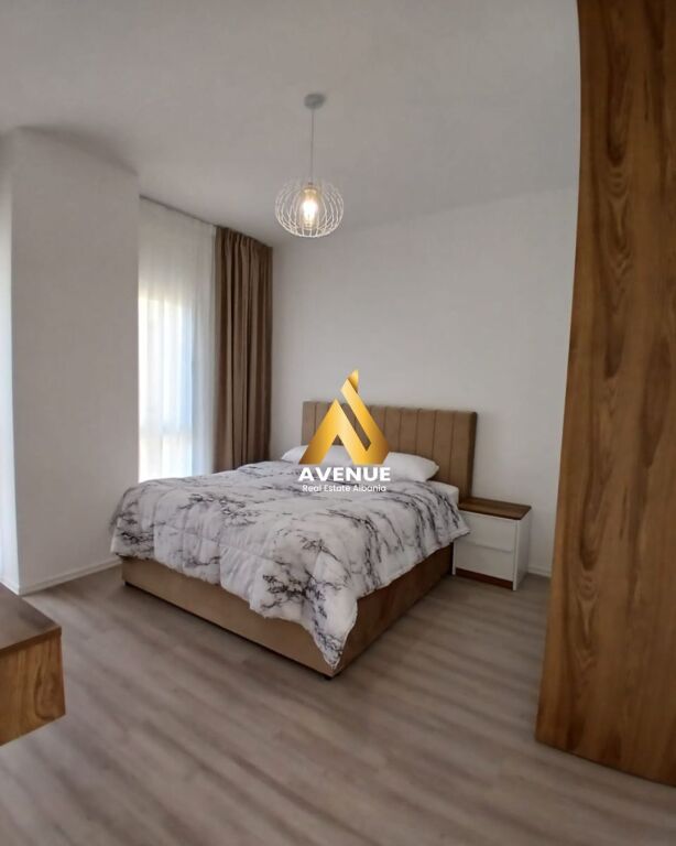APARTAMENT ME QERA 2+1 – TEK ZOGU I ZI, RR. HYSNI GERBOLLI Tirane