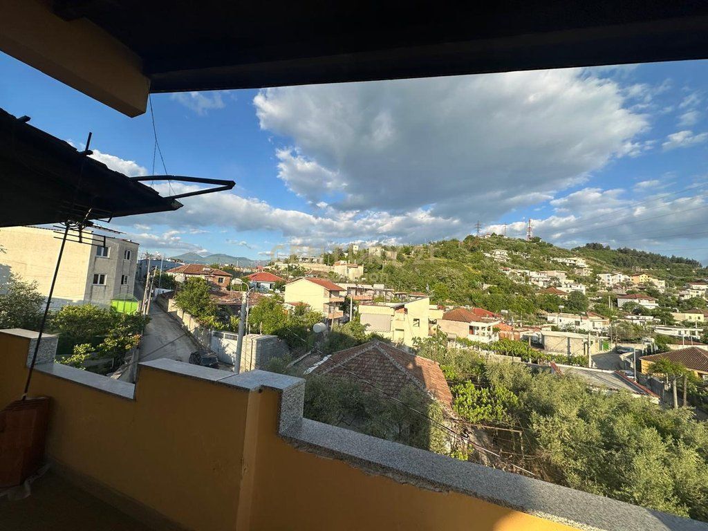 3-STOREY VILLA + 1 BASEMENT FLOOR FOR SALE – KOMBINAT