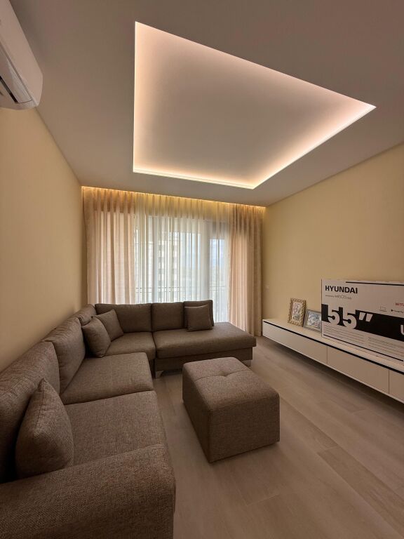 Appartamento 2+1 disponibile vicino al lago secco con posto auto!