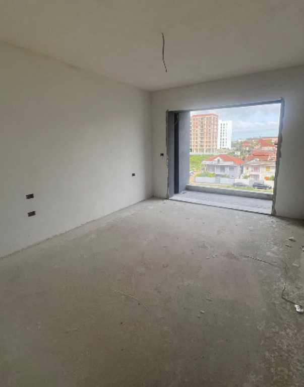 OKAZION – SHITET APARTAMENT 1+1 NË PORCELAN