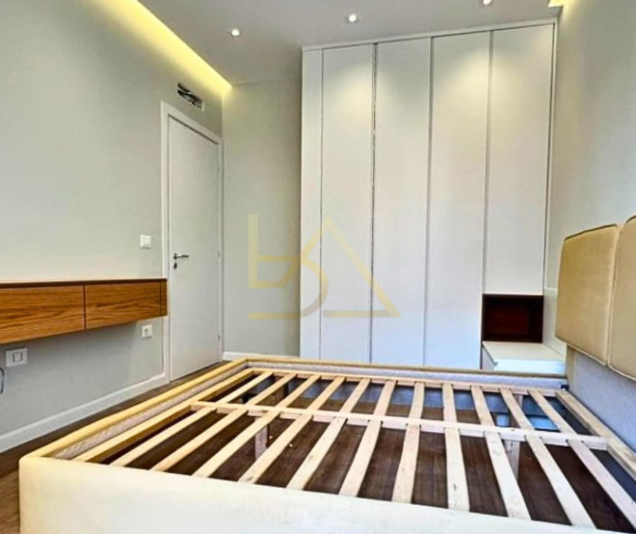 Apartment for Sale – Laprakë, Tirana