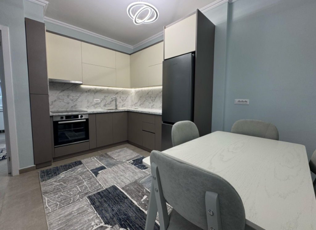 APARTAMENT 2+1+2 ME QIRA – RRUGA KARL GEGA, BULEVARDI I RI