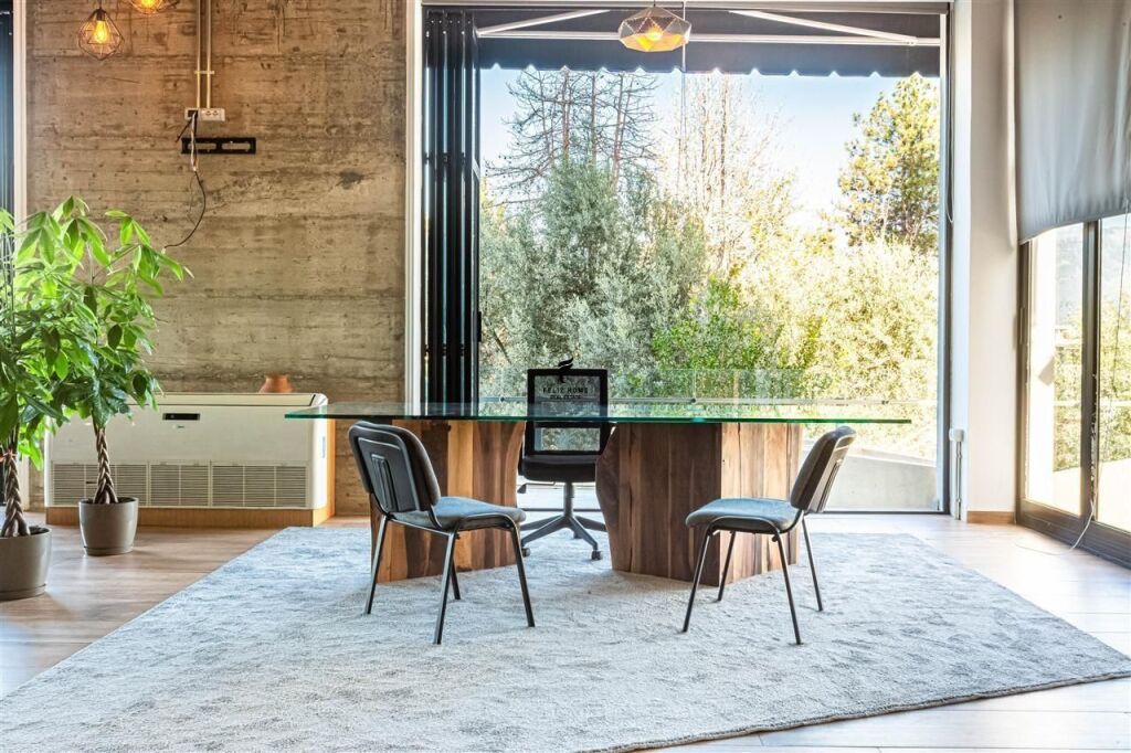 UFFICIO IN AFFITTO 220 M2 GIARDINO BOTANICO 120.000 LEKE FH-74098