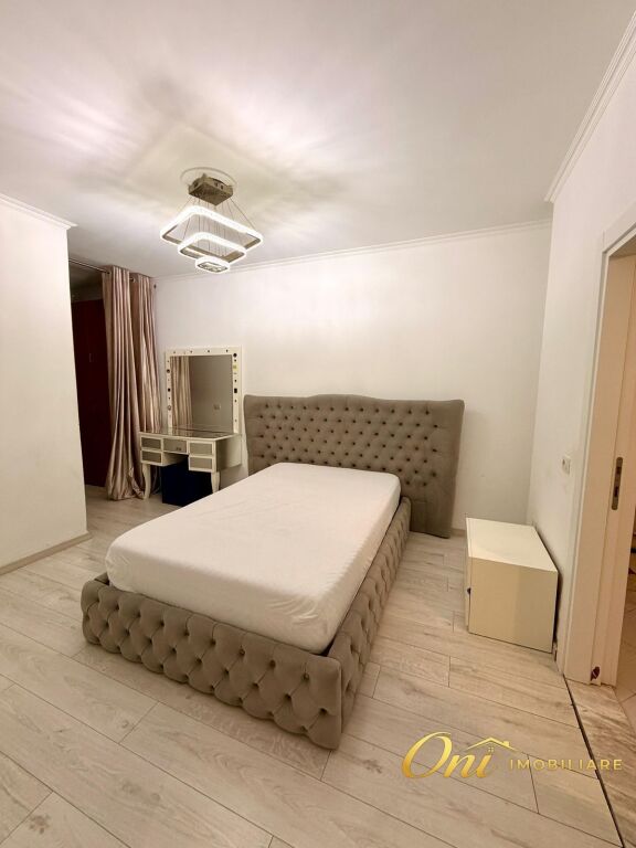 SHITET APARTAMENT 3+1 KOMUNA E PARISIT