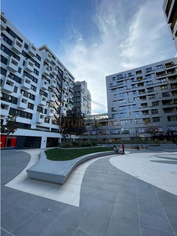 Shitet, Apartament 3+1+2, Rruga e Kavajes"Square 21", Tirane