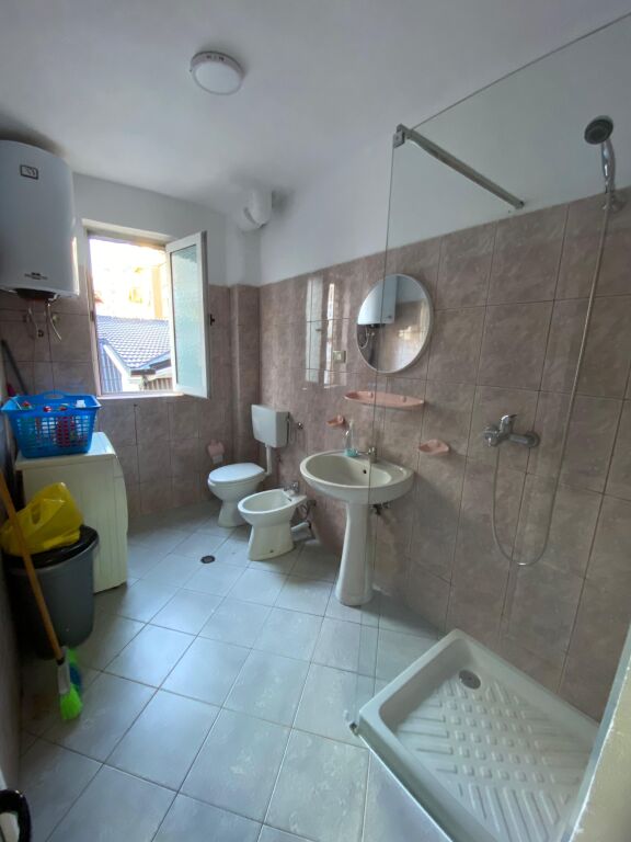 Apartament 2+1 per qera Myslym Shyri !
