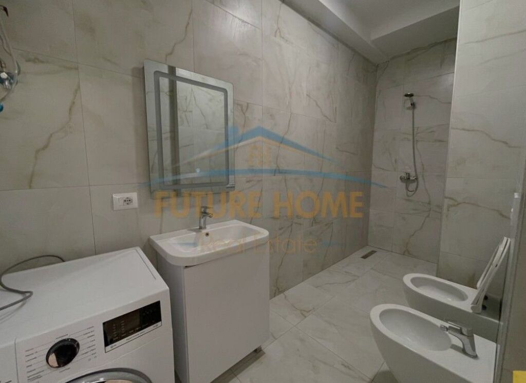 Shitet, Apartament 1+1, Kompleksi "Marga", Rruga Jordan Misja.