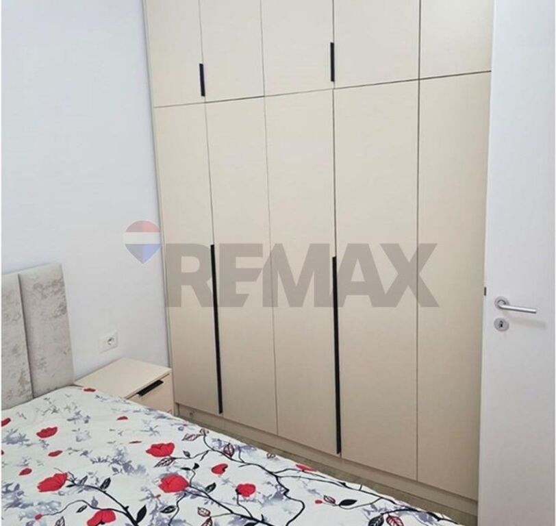 Apartament - Për Qira - Rruga Ali Demi, Tiranë