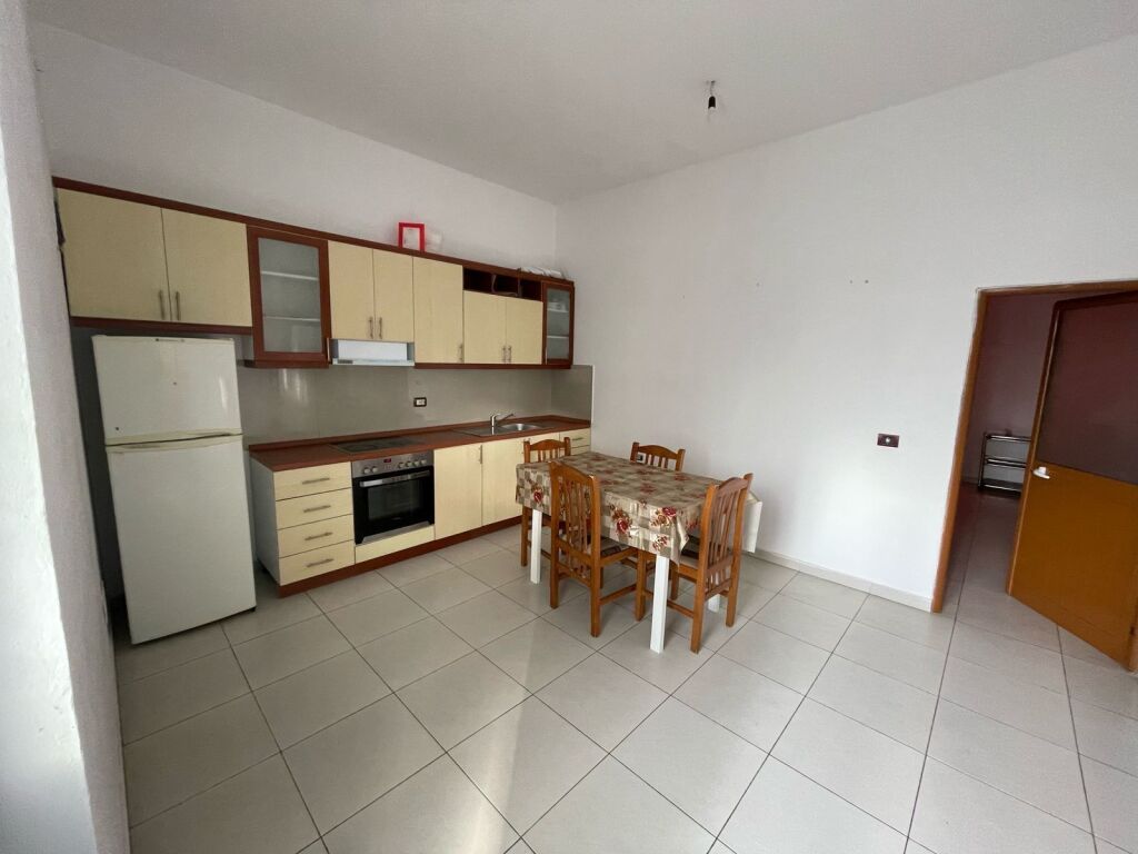 For rent 2+1 near the well in Astir 400€
