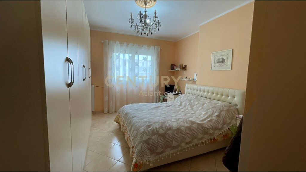 SHITET APARTAMENT 2+1+2T+2B DHE DEPO NE VOLLGA, DURRES!