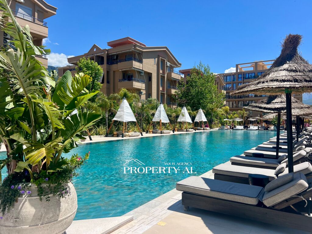 Apartment 1+1 for Sale in Regina Palm Resort – Garage, Luxury Furnishing & High Investment Potential