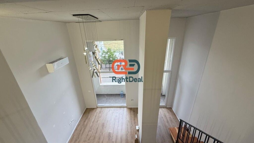At the Tirana Golden Park 3 Complex, Duplex for Rent, Ideal for Offices or Business!!!