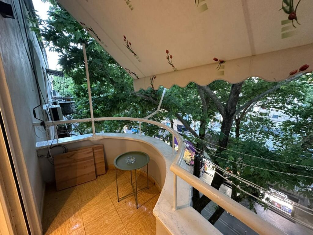 Studio in Affitto, Myslym Shyri