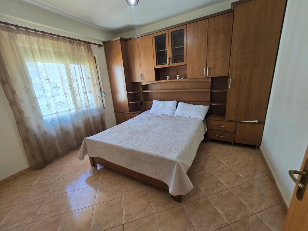 Apartament 1+1 Ne Shitje, Golem, Hotel Blu