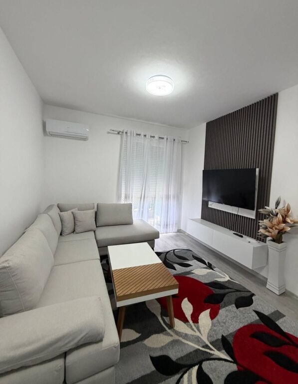Apartament 1+1 me qira