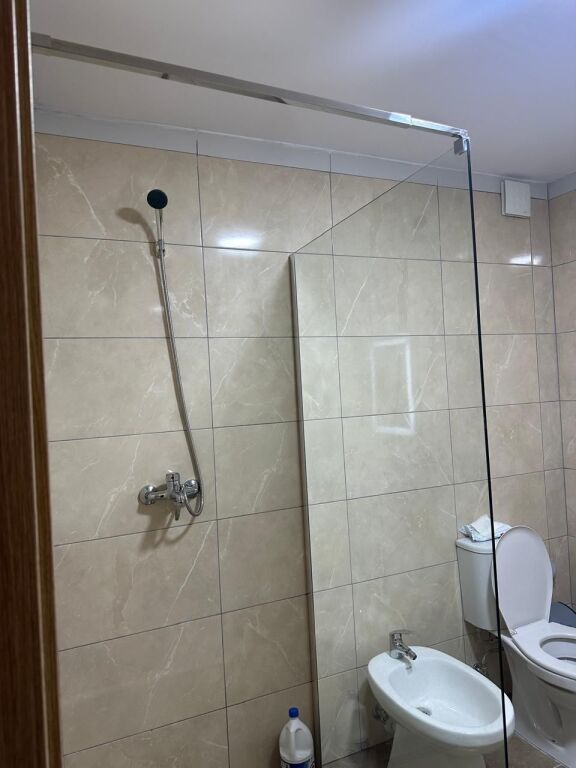 In affitto 1+1 Via 5 Maji 42.000 leke