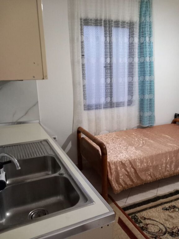 GARSIONERE 22000 LEKE.JORDAN MISJA