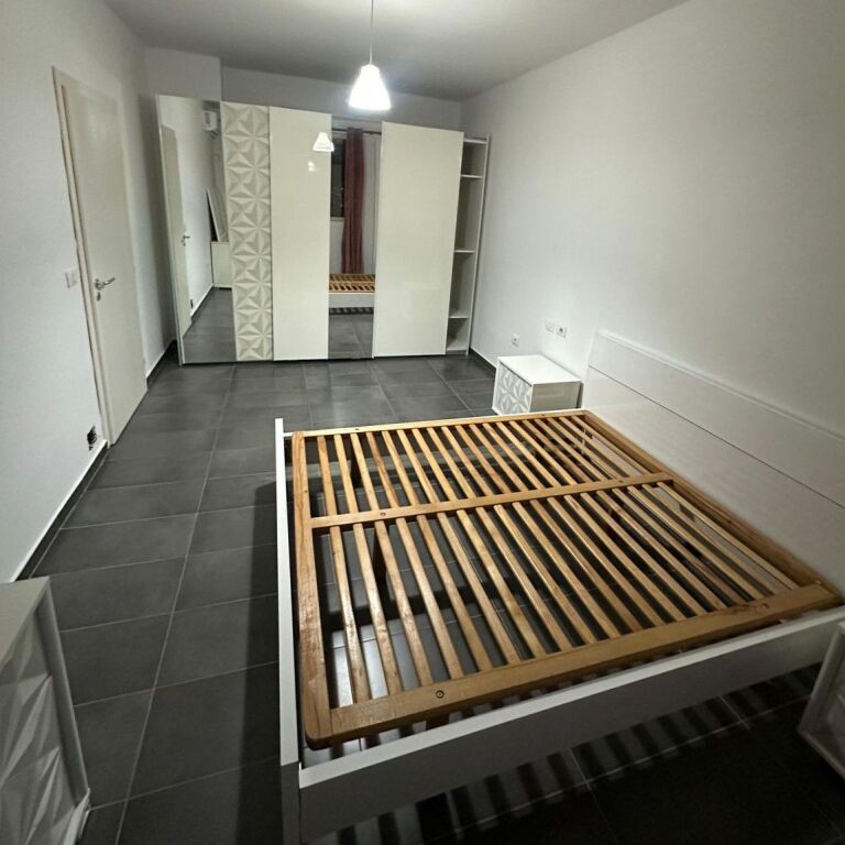 🏡 Jepet me Qira Apartament 1+1 – Kompleksi Tom Doshi, Shkozë ✨