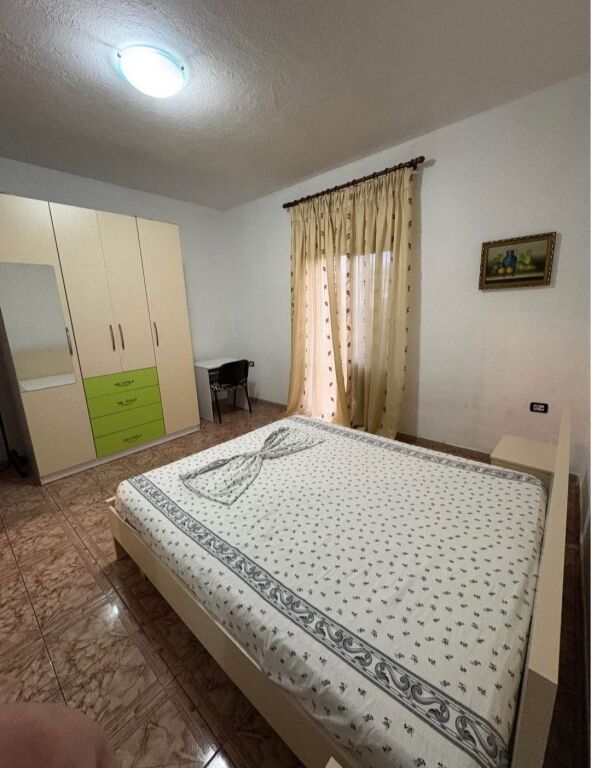 JEPET ME QERA SHTEPI 1+1 ( e mobiluar)- JORDAN MISJA, TIRANE