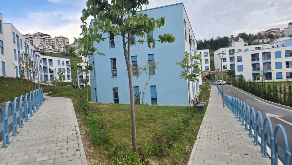 Me qera ambient biznesi totalisht i ri ne Fresk/Linze