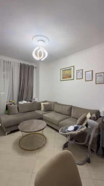 Apartament 1+1 per shitje Yzberisht !