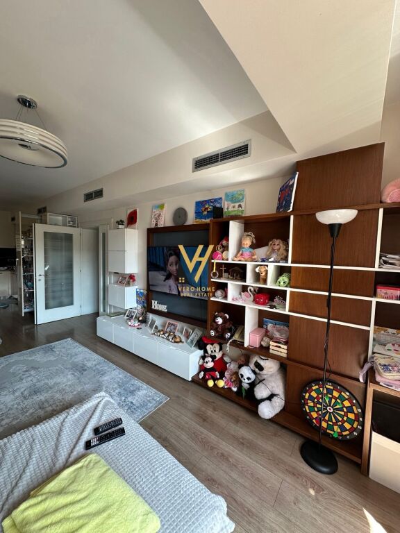 SHITET APARTAMENT 2+1+BLK TEK RRUGA E ELBASANIT 26.500.000 LEKE