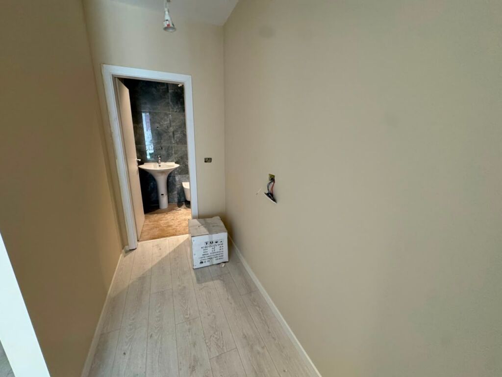 🏡 Shitet apartament 3+1+2 📍 Zogu i Zi💶 Çmimi: 262500€