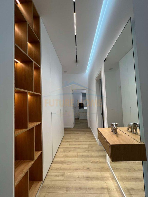 Qera, Apartament 2+1+2+Post Parkimi, Kopshti Botanik,Tiranë