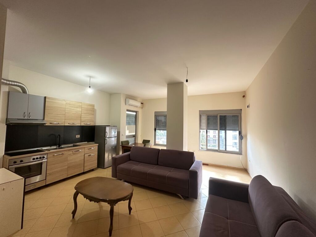 🏡 Affittasi Appartamento 1+1 📍 Jordan Misja💶 Prezzo: 400€ / mese (poco negoziabile)