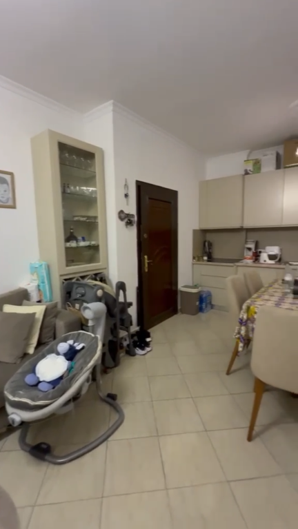 Apartament 1+1 per shitje Yzberisht !