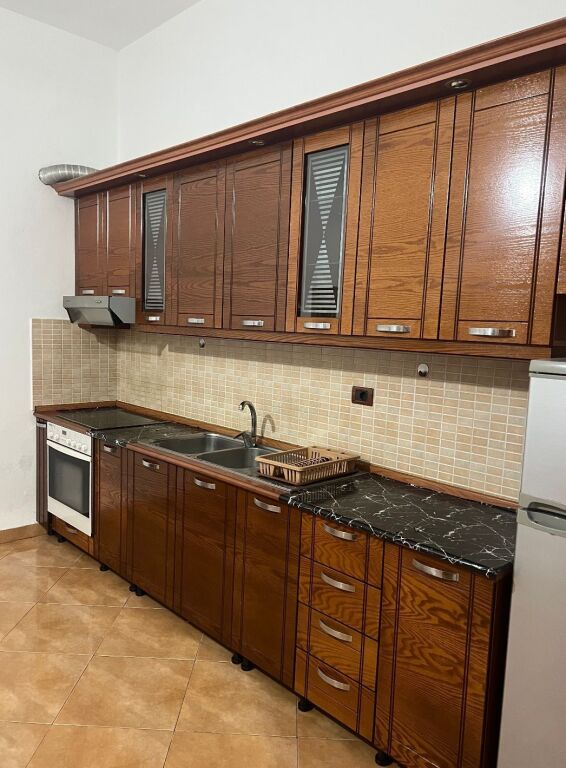 Rent | Apartament 1 + 1 | Qyteti Studenti | 300 €/month