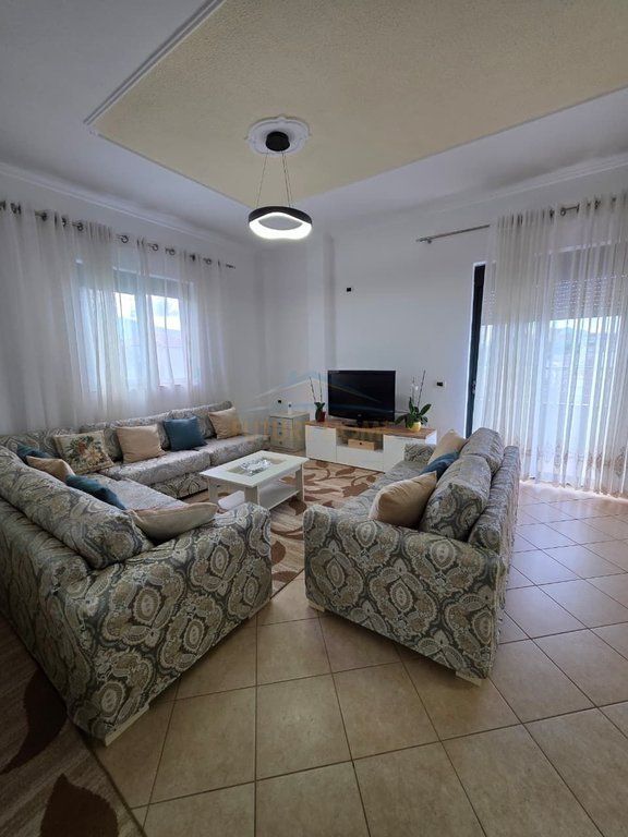 Qera, Apartament 3+1+Post Parkimi, Sauk,Tiranë