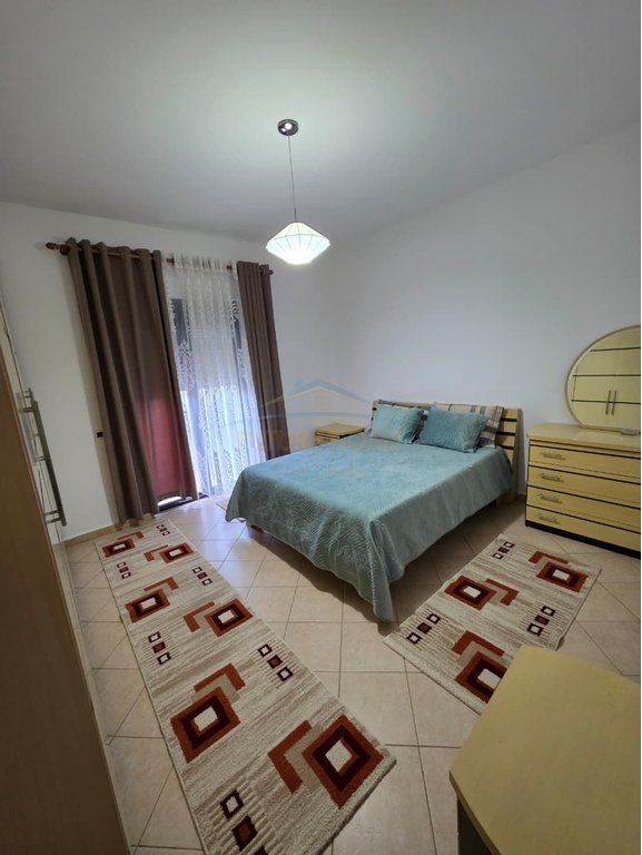 Qera, Apartament 3+1+Post Parkimi, Sauk,Tiranë