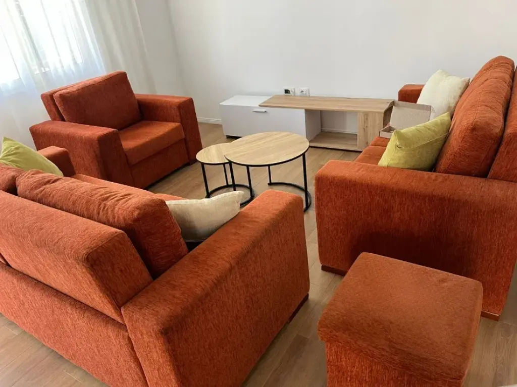 Qera | Vilë 1 + 1 | Ali Demi | 450 €/muaj