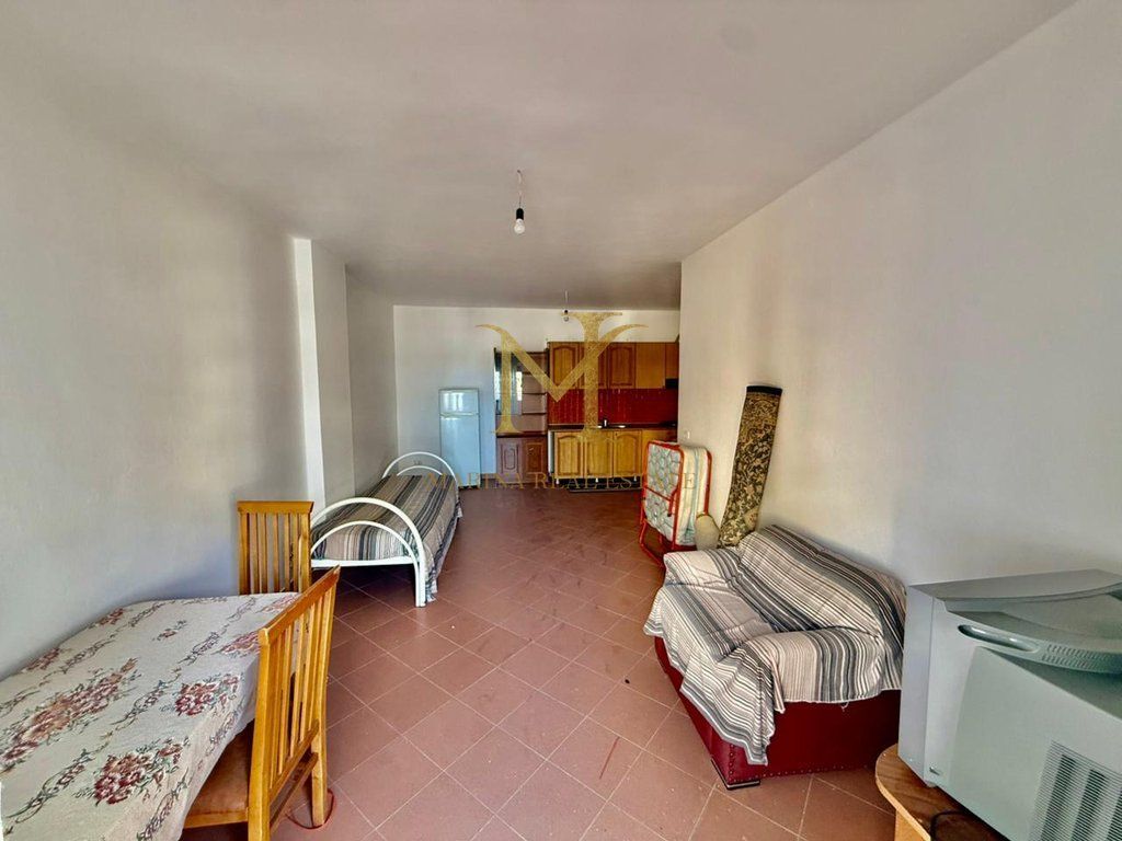 Shitet Apartament 1+1 Ne Plazh Iliria !