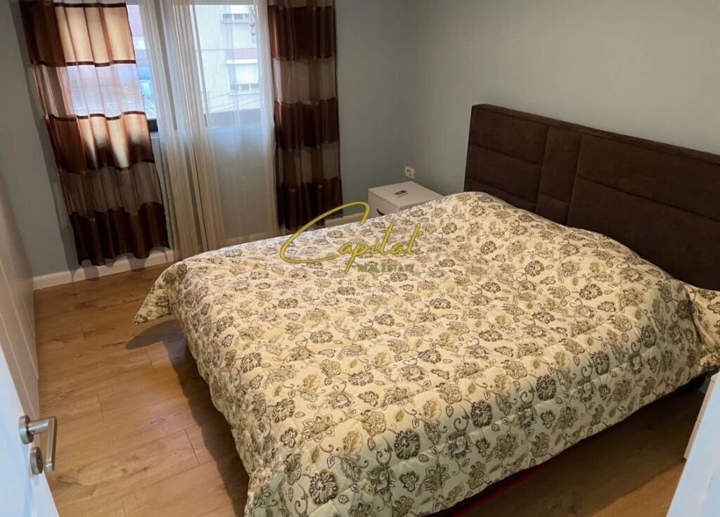 APARTAMENT ME QIRA 1+1 21 DHJETORI 60.000 LEKE