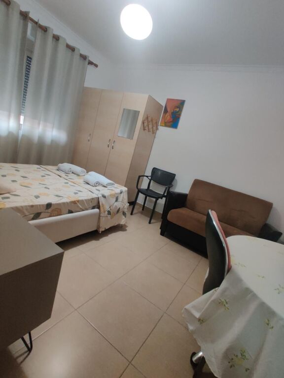 Apartament 2+1 me qira, Rruga e Durresit