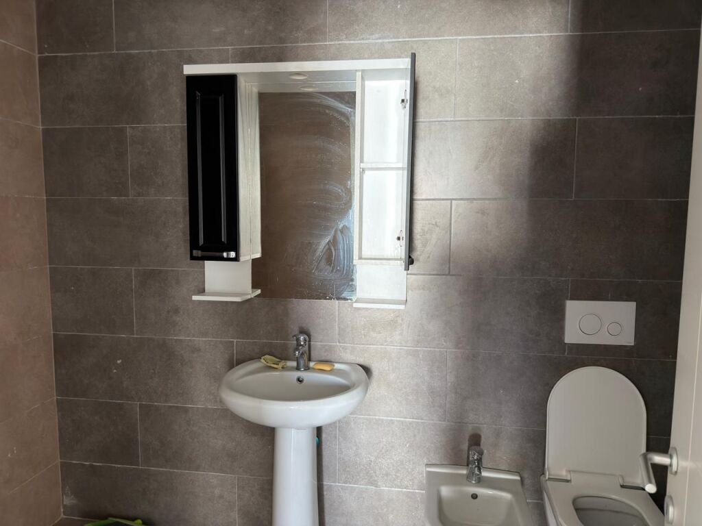 🏡 Shitet Apartament 3+1 – Ali Dem (“Darling”)