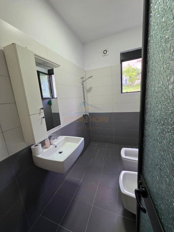 Qera, Apartament 3+1+Post Parkimi, Sauk,Tiranë
