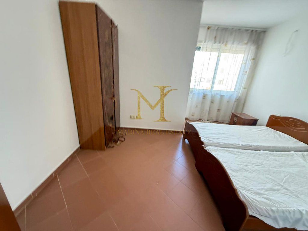Shitet Apartament 1+1 Ne Plazh Iliria !