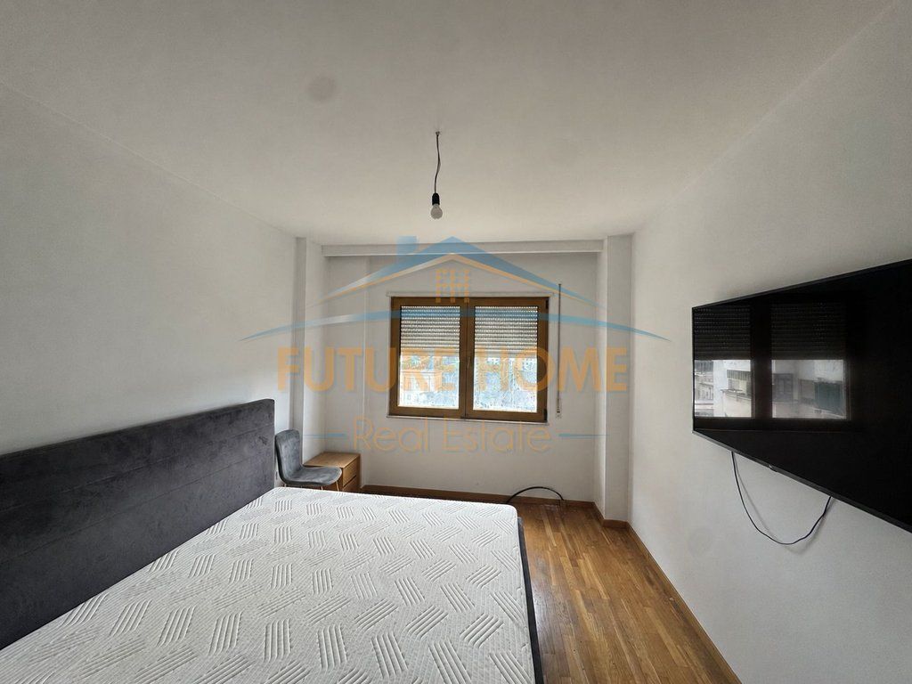 Qira, Apartament 1+1, Blloku, Tiranë