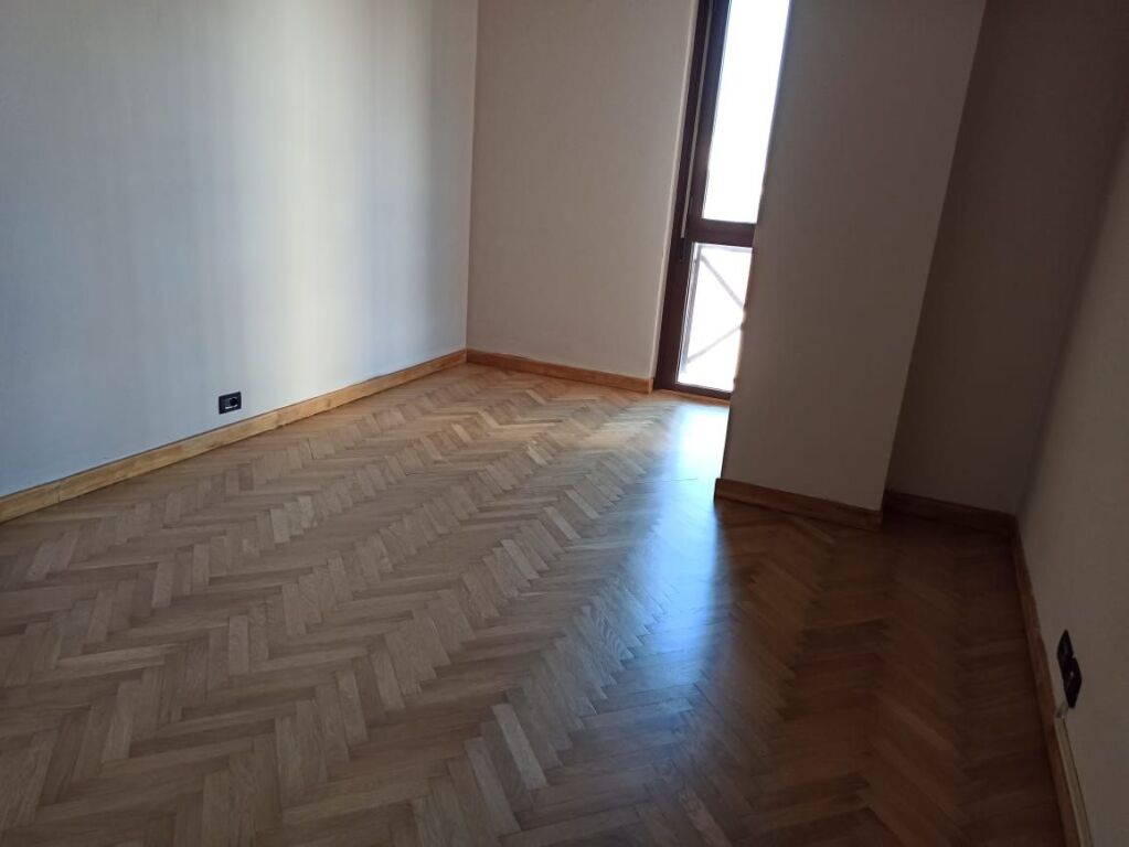 OFFICE SPACE FOR RENT AT TOPTANI