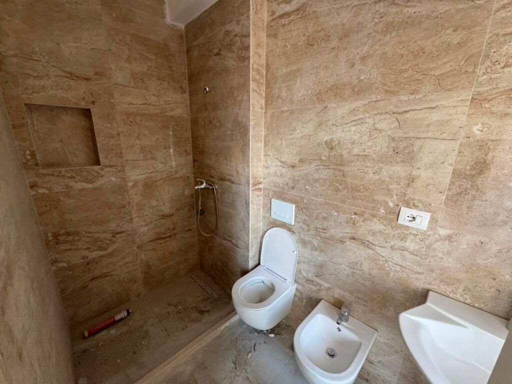 🏡 Shitet apartament 3+1+2 📍 Zogu i Zi💶 Çmimi: 262500€