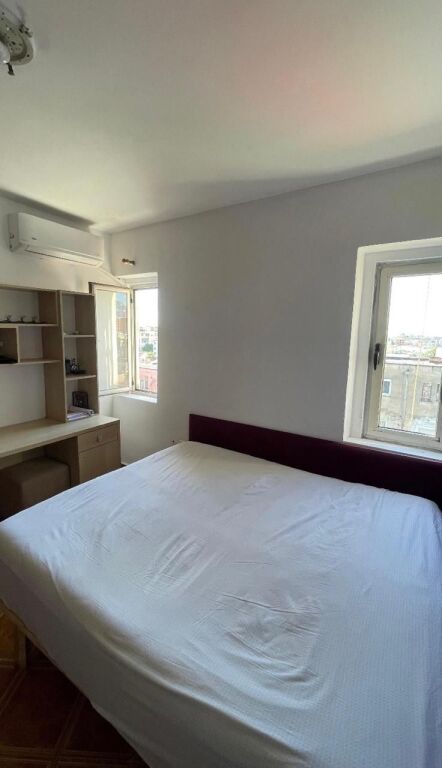 Apartament me qera 2+1- 📍Rruga Ferit Xhajko, prane Dispancerise