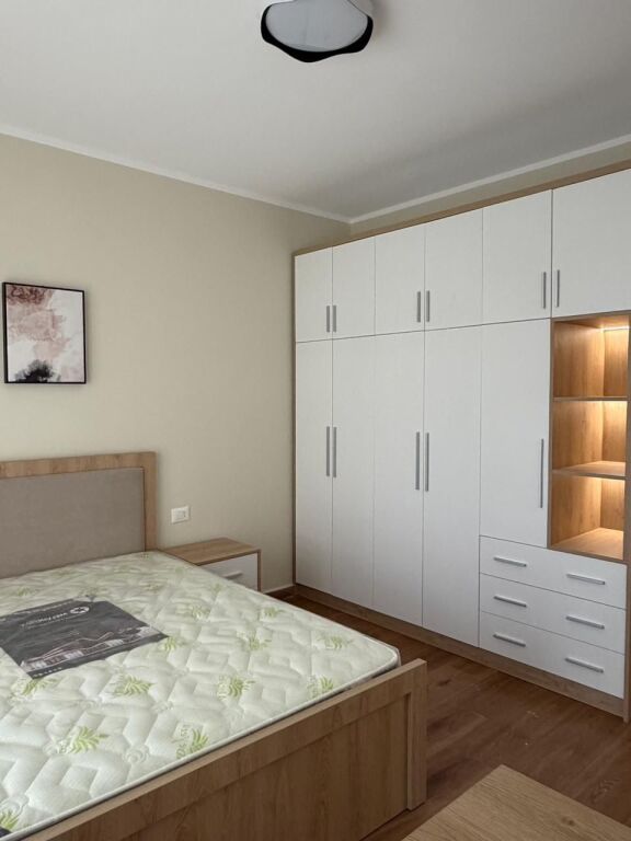 Prane Turdiut/Aura Residence, jepet me qera apartament 1+1.