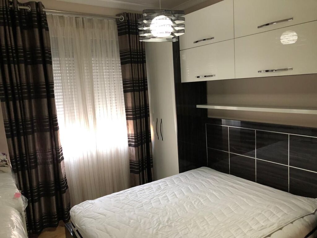 Jepet me qera 3+1 tek Kodra e Diellit