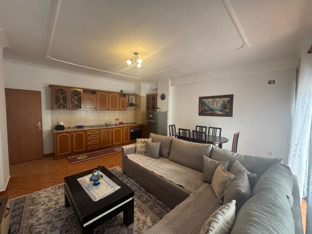 Shitet, Apartamenti 2+1 ne Yzberisht, Tek Nela 6