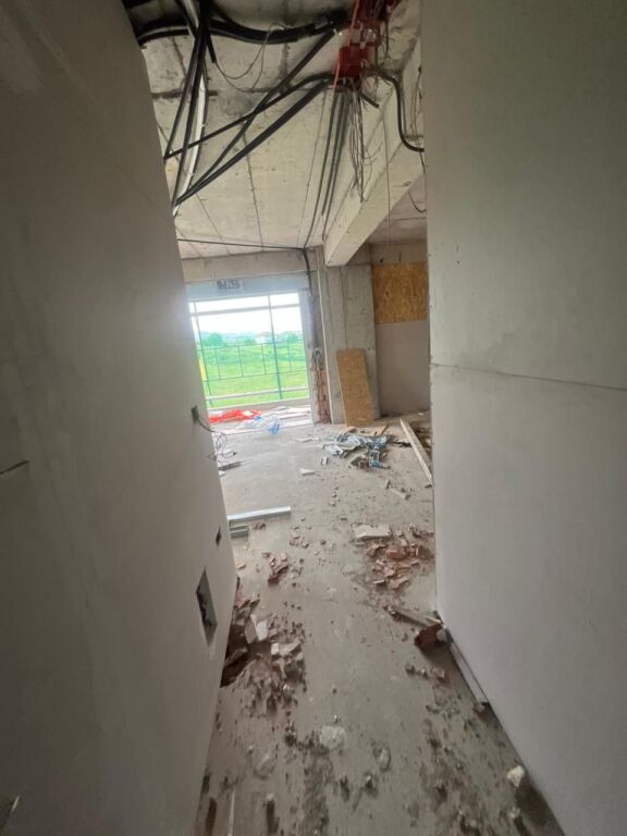 🏡 EKSKLUZIVE – SHITET APARTAMENT 2+1+2 ME BALLKON