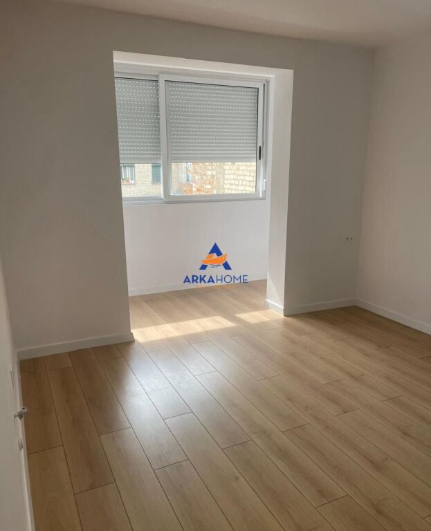 SHITET APARTAMENT 2+1 "TEK 21 DHJETORI" 175.000 EURO