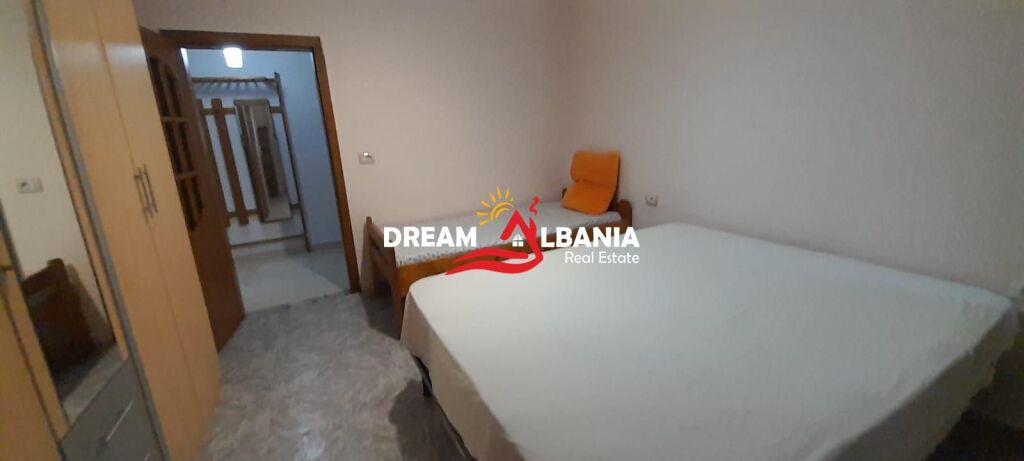 Apartament me qera 3+1 në zonën e Varrit të Bamit prane Kopshtit Cufo (ID 4239093)